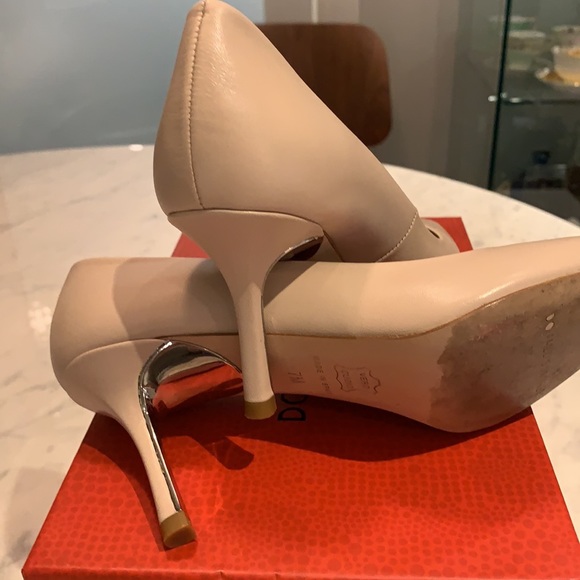 Donald J Pliner - Treva Nude Heels - Picture 5 of 7